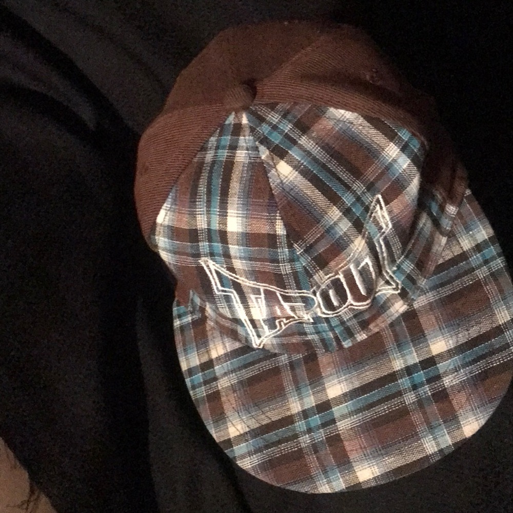 TAPOUT Hat - Picture 2 of 8